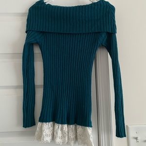 Women’s Turquoise Cowl Sweater W/White Lace